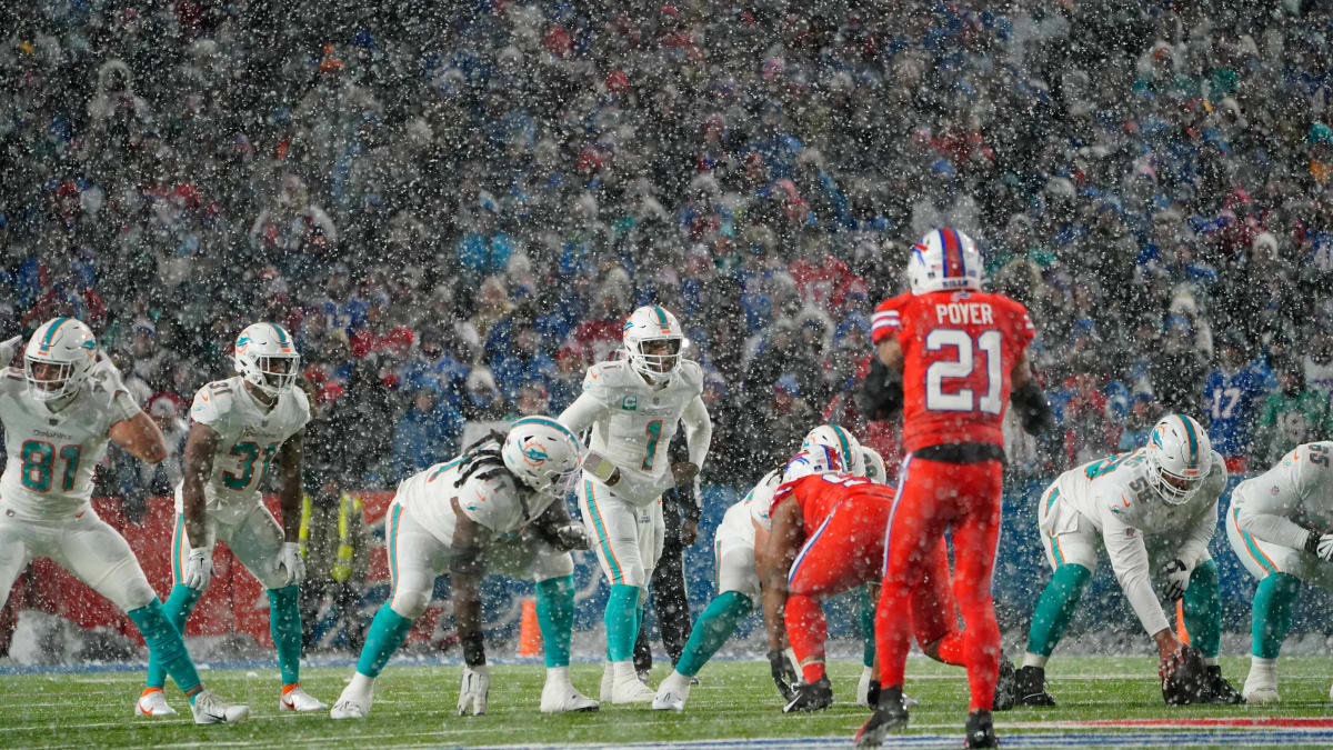 Dolphins' defense humbled, offense neutralized by Bills