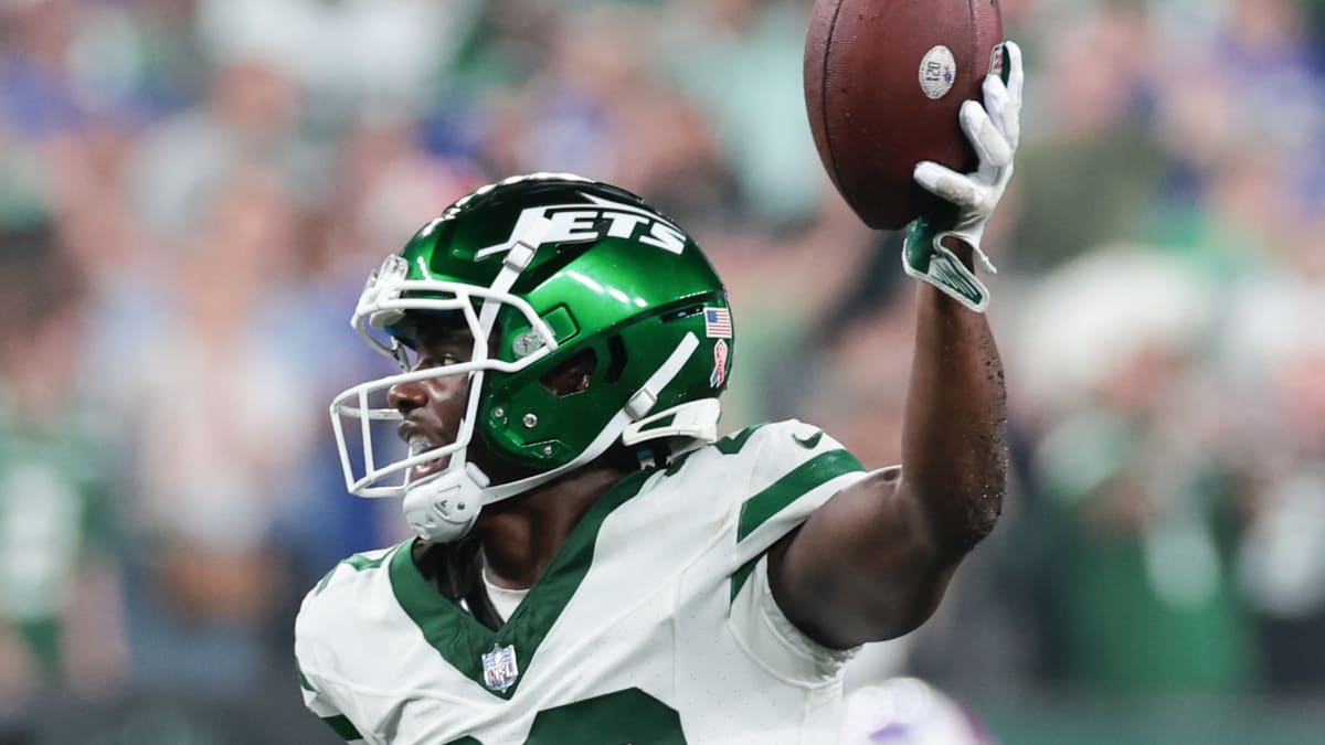 Jets' Fantasy Report: One Start, One Sit for Sunday Night Football vs.  Chiefs - Sports Illustrated New York Jets News, Analysis and More