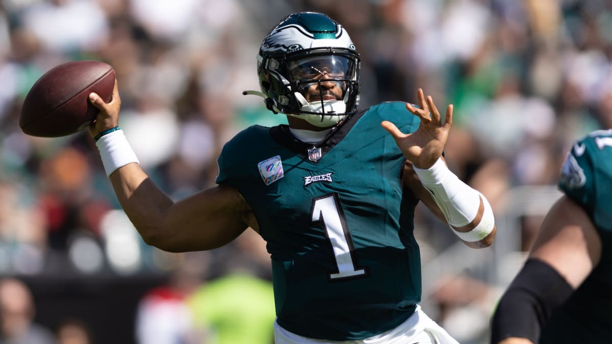 Jalen Hurts, undefeated Eagles looking dominant three games in