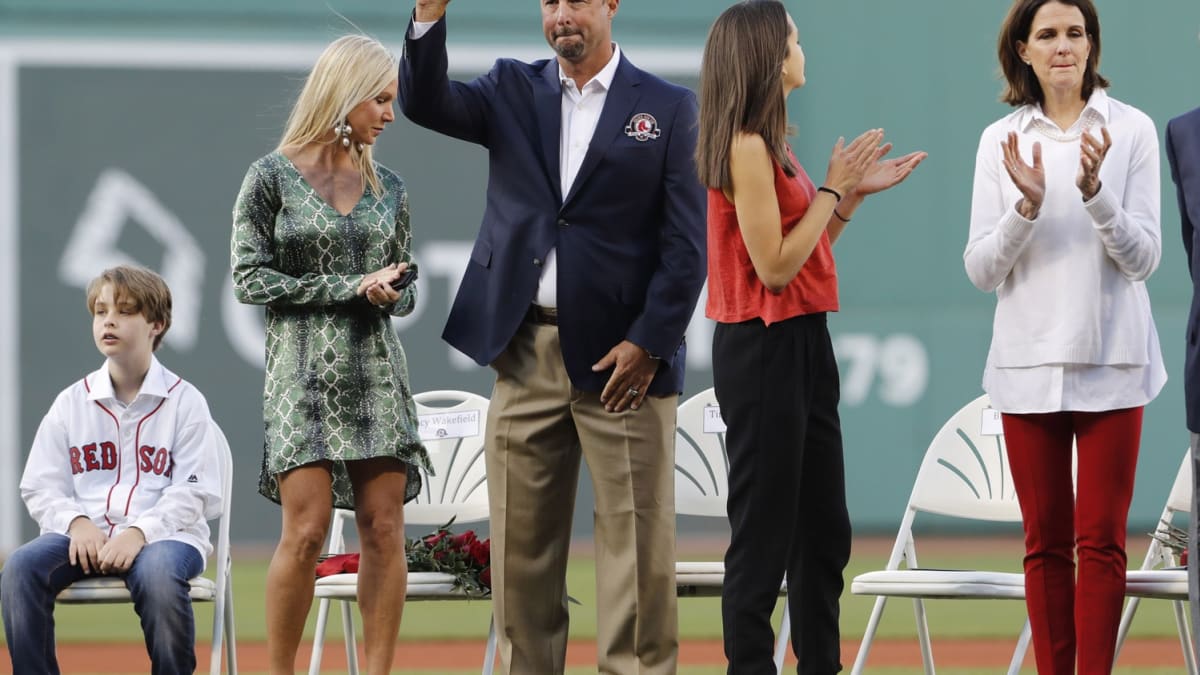 Remembering Red Sox legend Tim Wakefield, who has passed away at the age of  57. Thoughts & prayers are with the Wakefield family 🙏