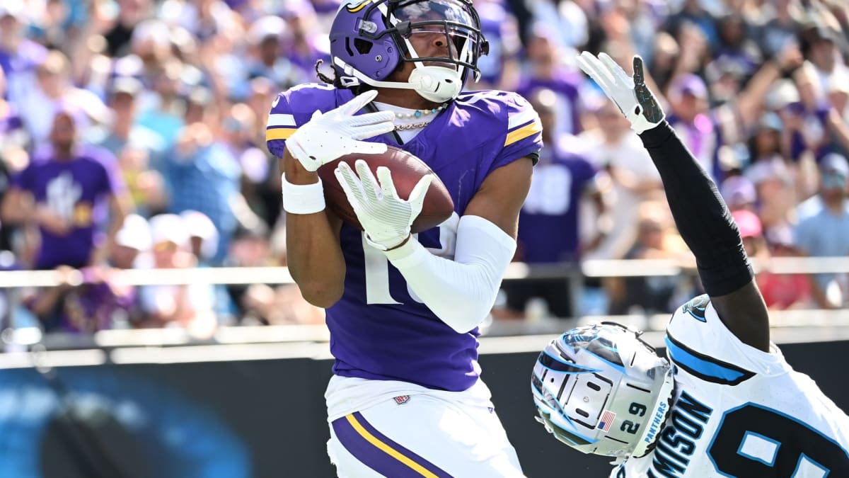 Harrison Smith, in beast mode, leads Vikings to victory