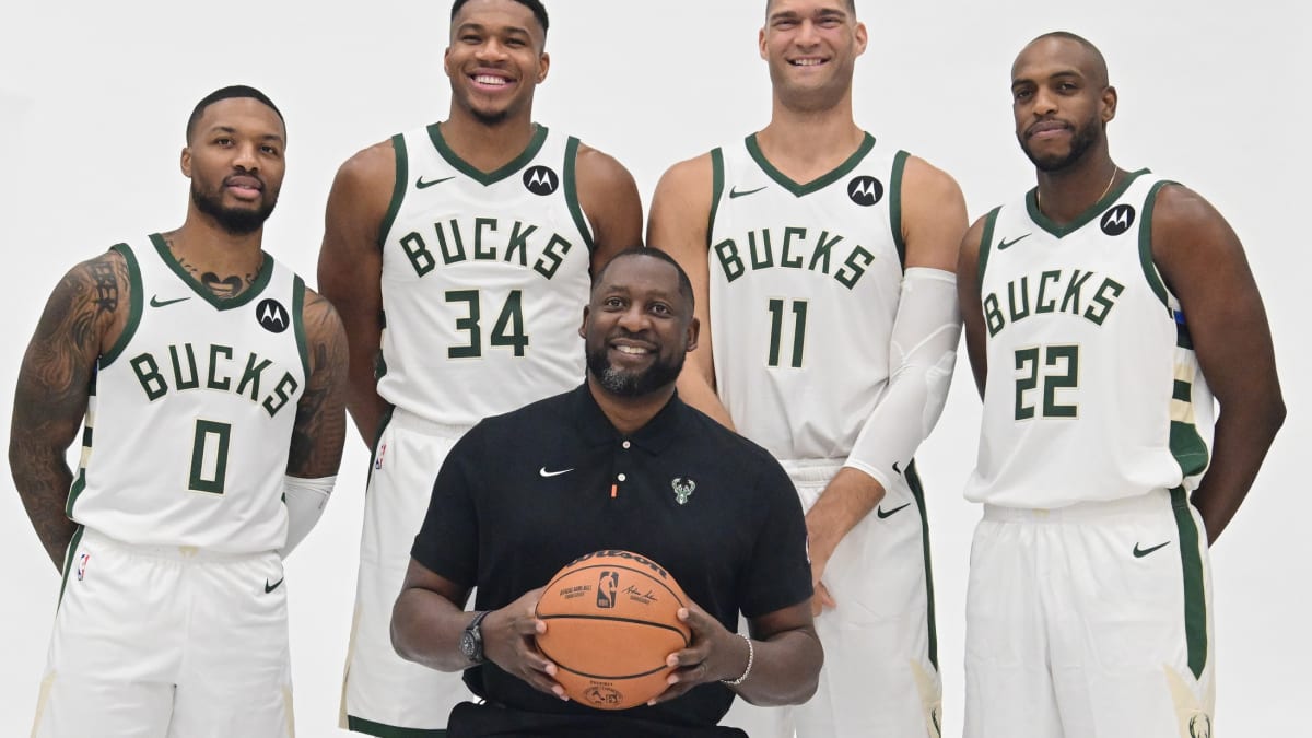 Milwaukee Bucks drop to no. 7 in The Athletic's Power Rankings - Sports  Illustrated Milwaukee Bucks News, Analysis and More