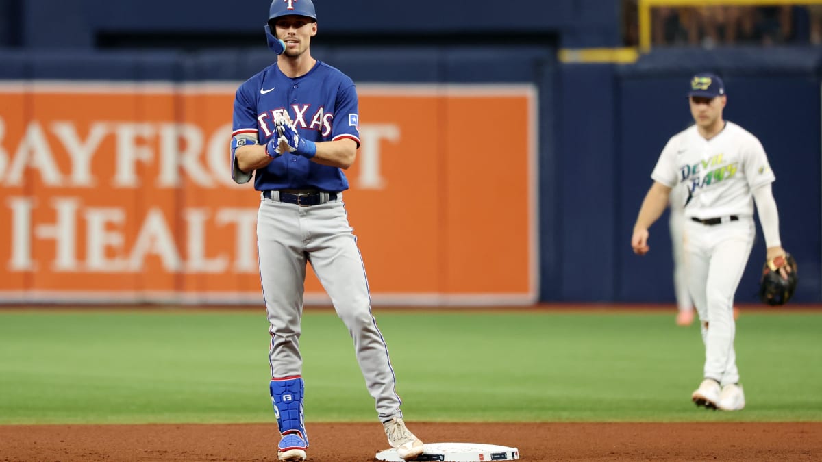 Bruce Bochy Wants Texas Rangers Prospect Evan Carter to 'Soak It In' -  Sports Illustrated Texas Rangers News, Analysis and More