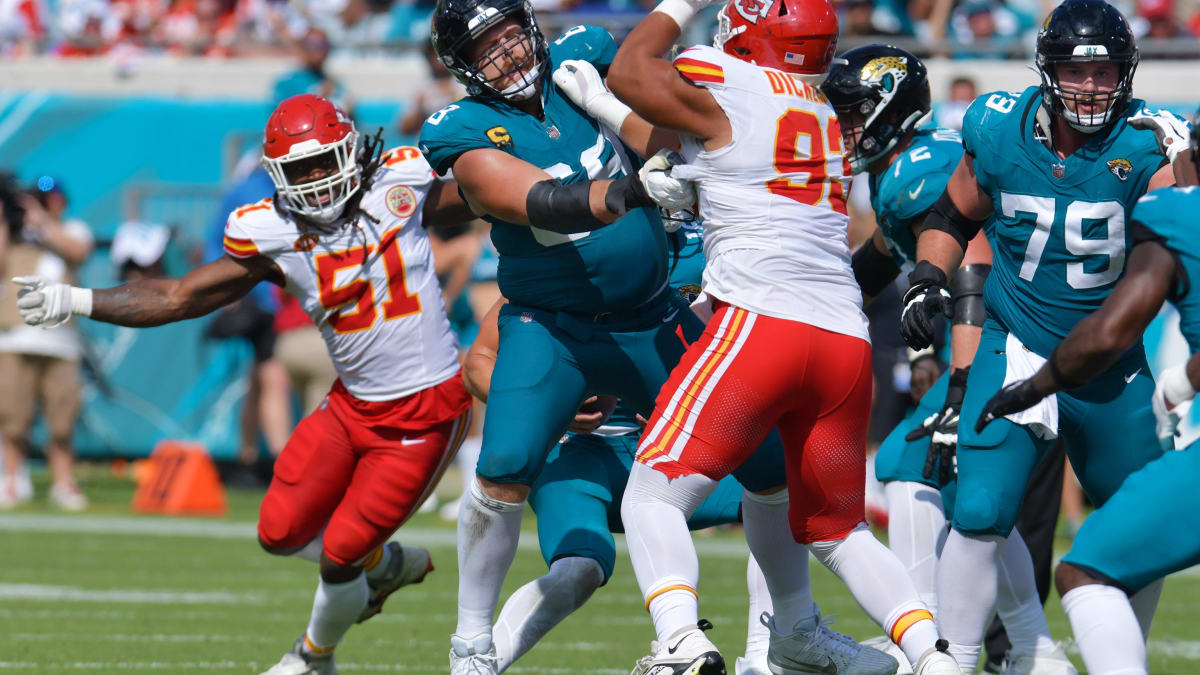 KC Chiefs Waive Matt Dickerson, Activate Mecole Hardman From IR - Sports  Illustrated Kansas City Chiefs News, Analysis and More