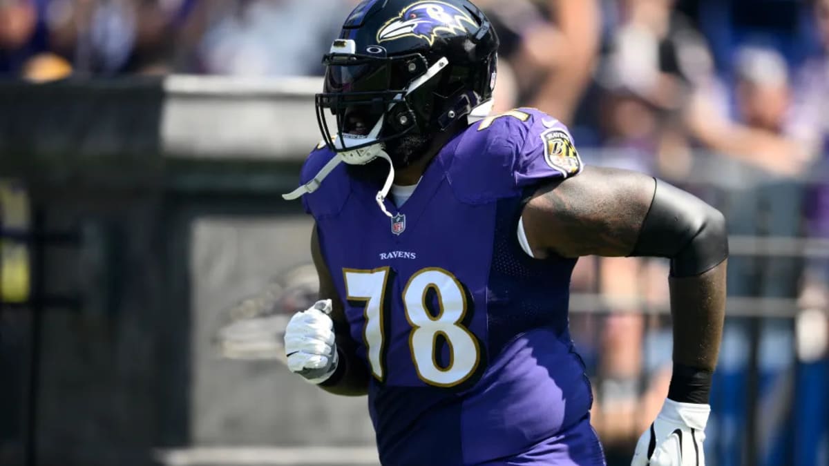 Baltimore Ravens Sign Right Tackle Morgan Moses 