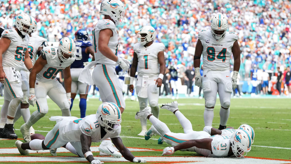 Miami Dolphins-Chicago Bears: The Five Biggest Plays - Sports Illustrated  Miami Dolphins News, Analysis and More