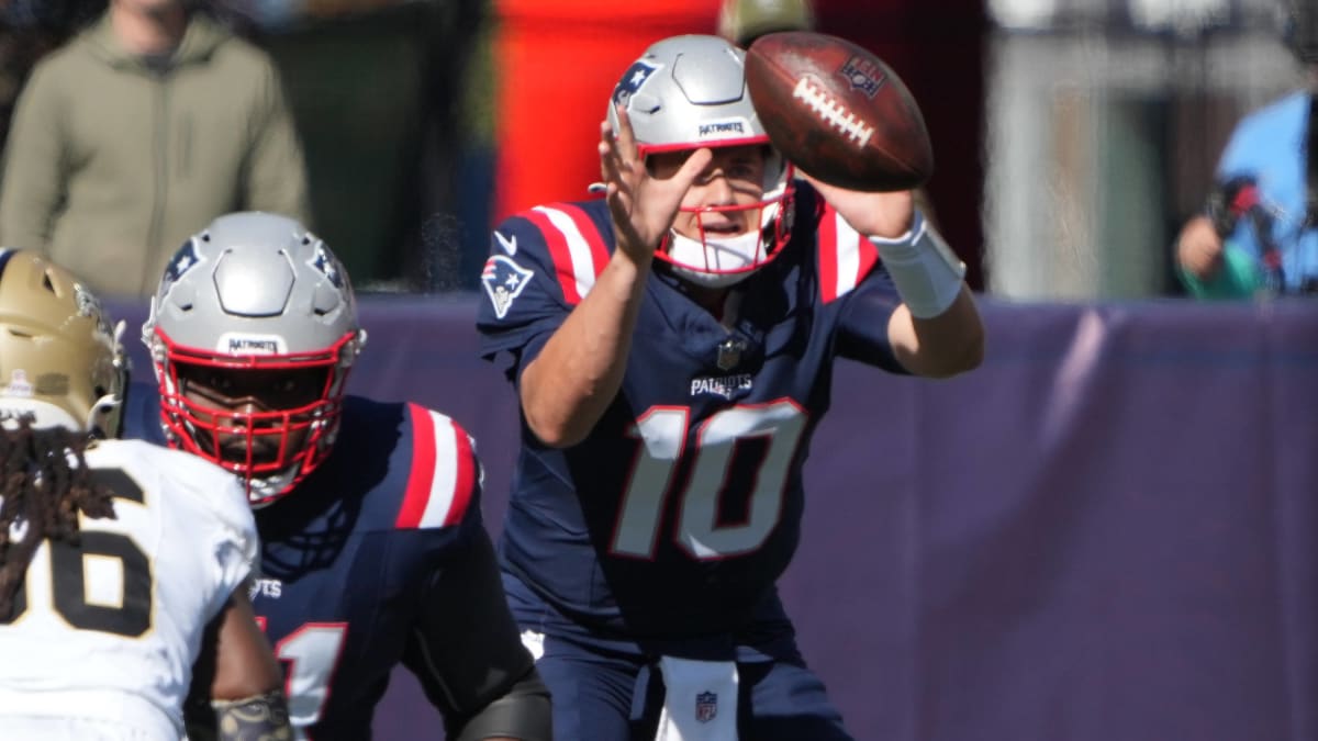 Mac Jones benched as Patriots get demolished in 38-3 loss to