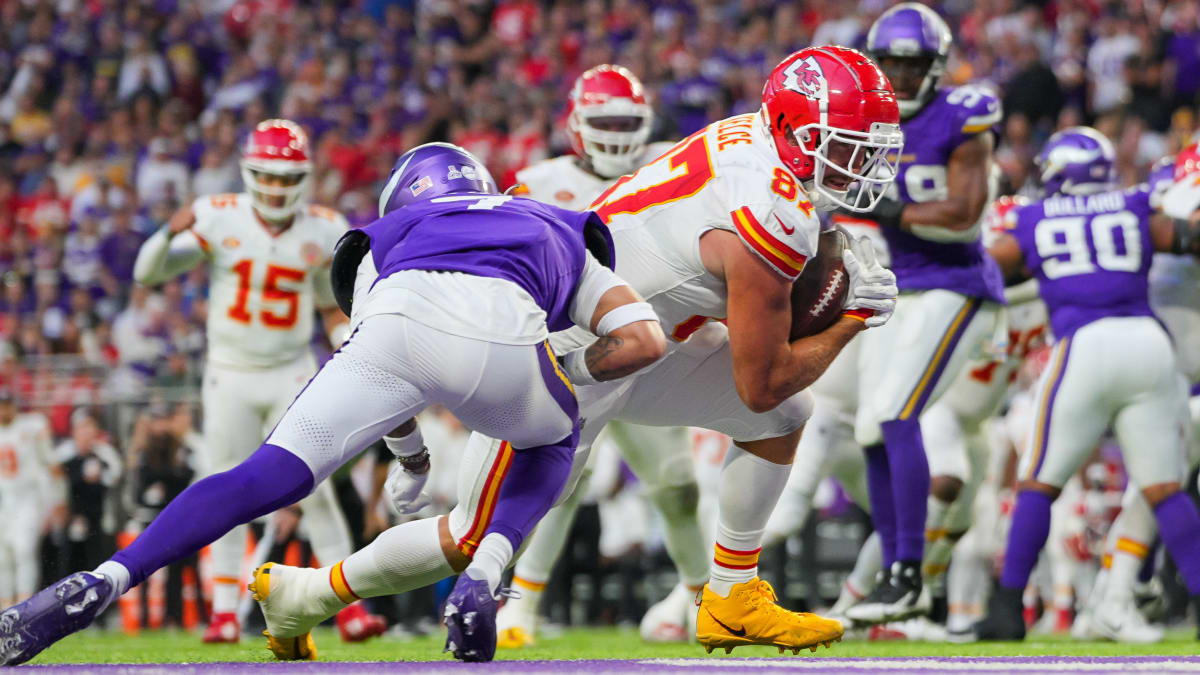 Kansas City Chiefs' Travis Kelce displays true grit in game against  Minnesota Vikings