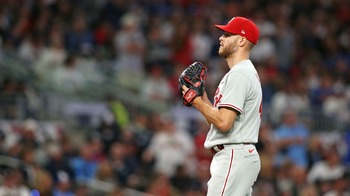 Wheeler working on no-hitter for Phillies through 7 innings