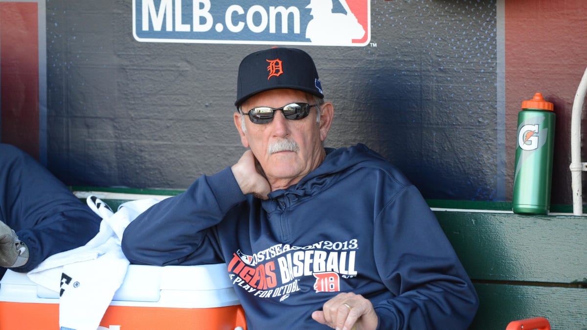 Jim Leyland An Amrican Baseball Player in Miami Marlins T-Shirt