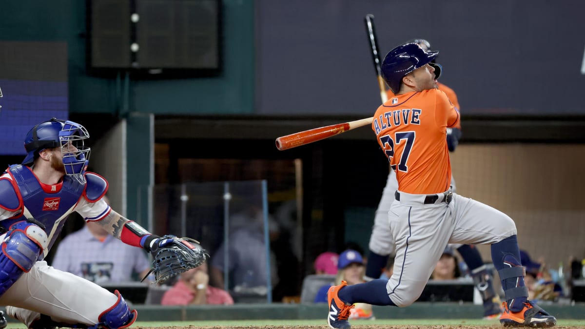 José Altuve Crushes Clutch Home Run to Lift Houston Astros Over