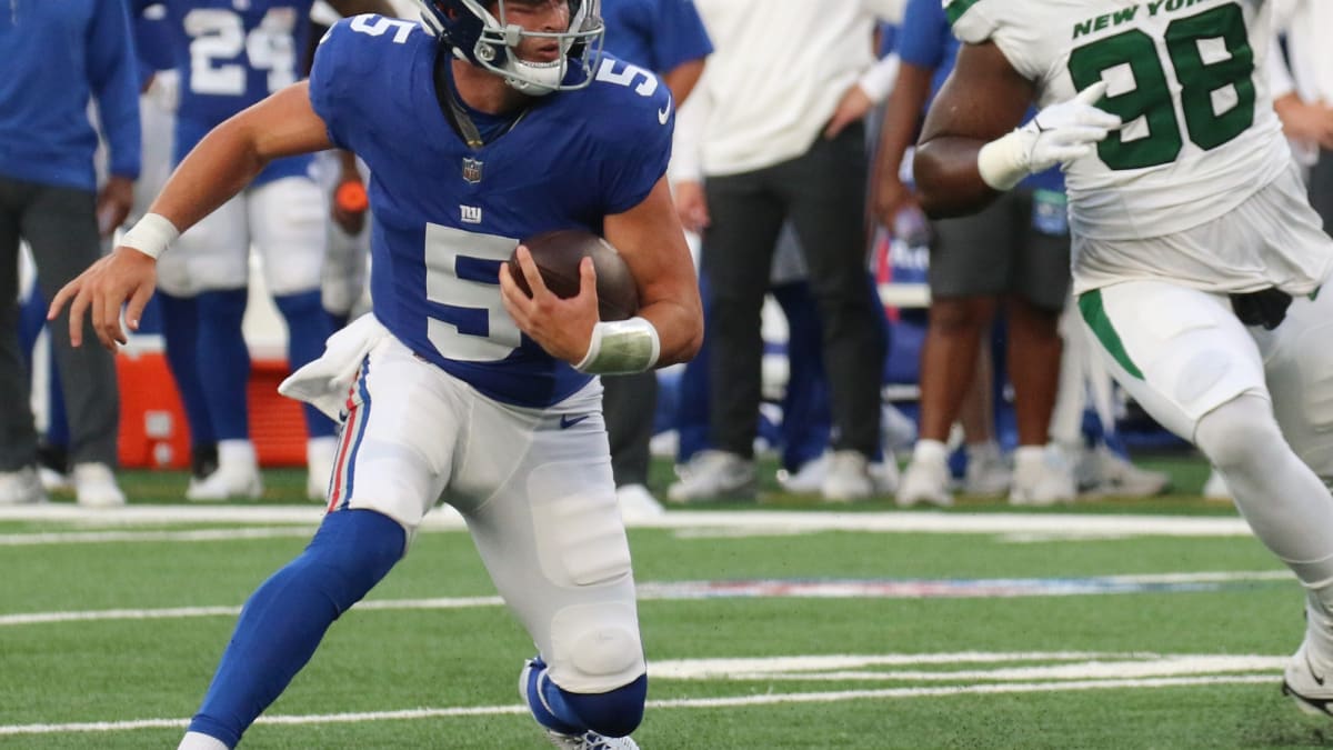 Carl Banks Believes Giants QB Daniel Jones Getting Hit Too Much