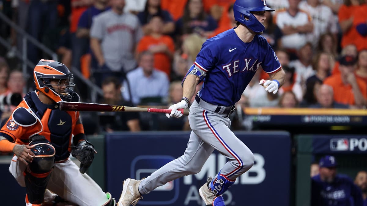 Texas Rangers Rookie Evan Carter Gets First MLB Home Run Ball, Not Sure  Where to Keep It - Sports Illustrated Texas Rangers News, Analysis and More