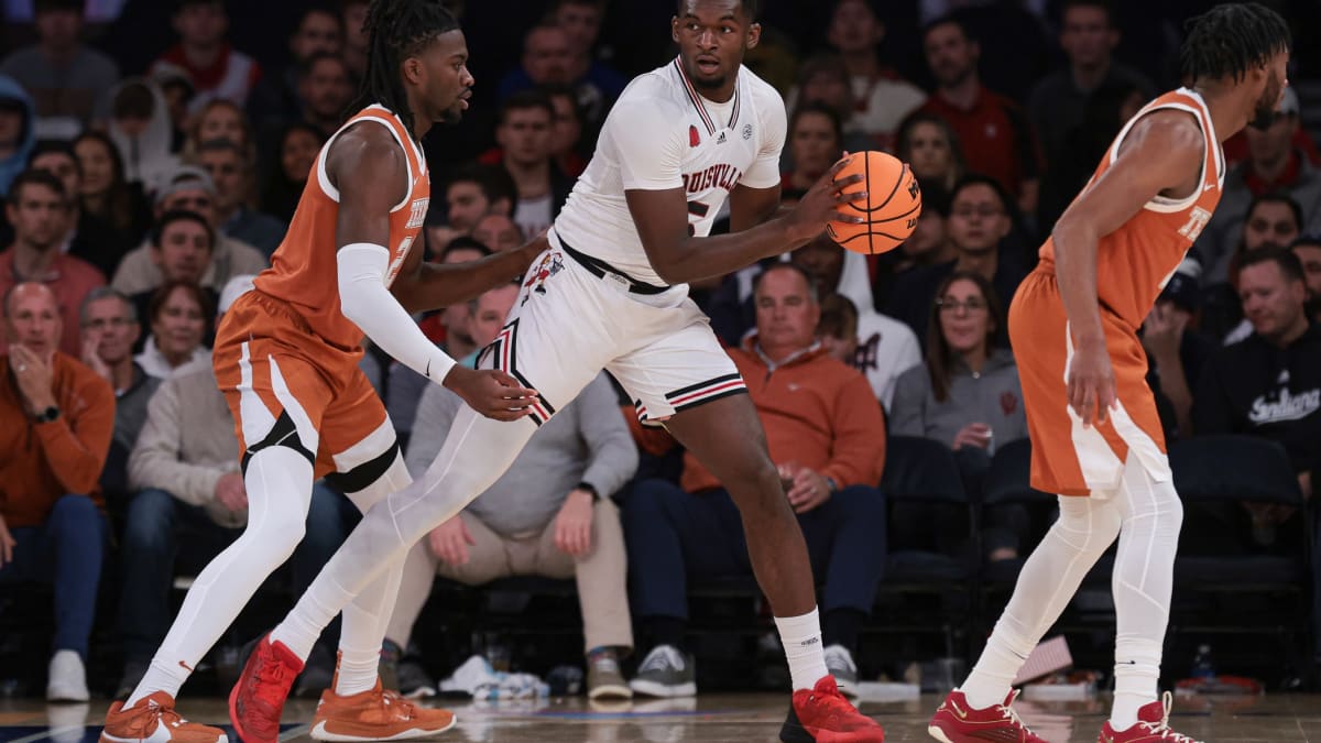 Texas men's basketball to face Louisville in New York City tournament