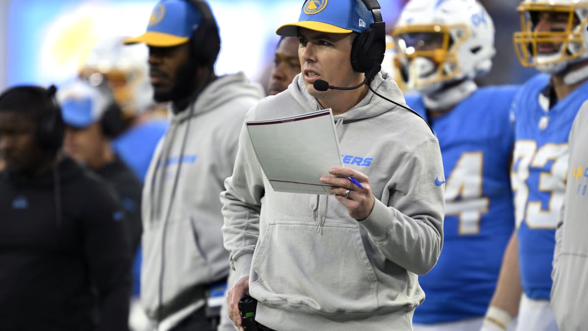 Why Philadelphia Eagles Prioritized Collaboration With Kellen Moore Hire -  Sports Illustrated Philadelphia Eagles News, Analysis and More