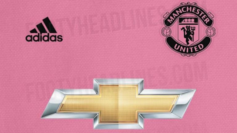 manchester united pink shirt