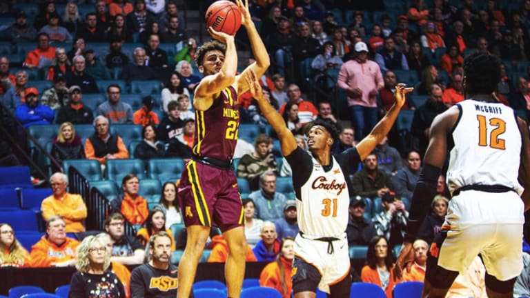 Gophers continue momentum by crushing Oklahoma State