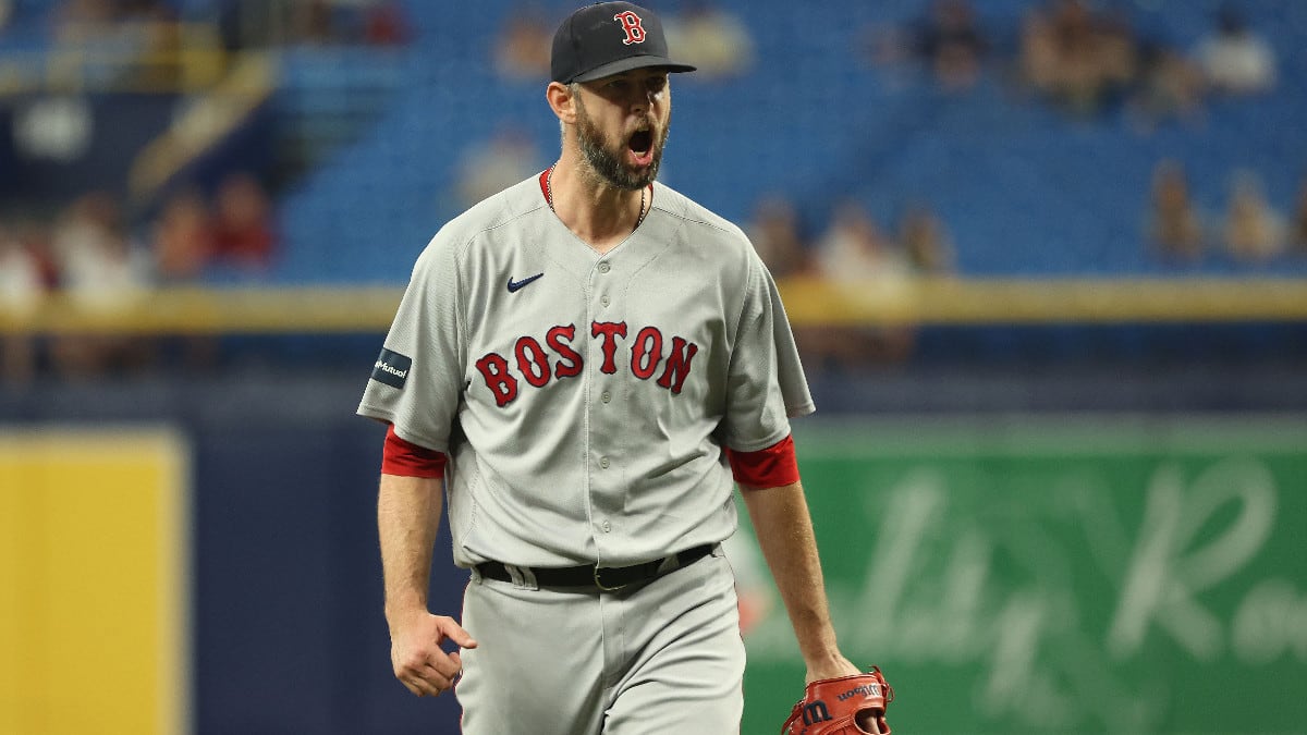 Red Sox's Chris Martin Continues 'Ridiculous' Bullpen Stretch