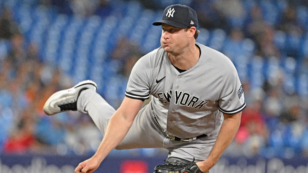New York Yankees All-Star Shares Update on Concussion Symptoms - Sports  Illustrated NY Yankees News, Analysis and More