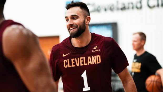 Max Strus at practices with the Cavaliers at Cleveland Clinic Courts in Independence.