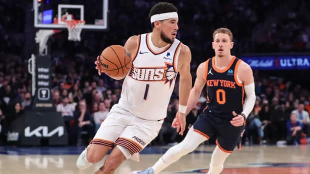 Devin Booker's sole triple of the night doomed the Knicks to a heartbreaking loss