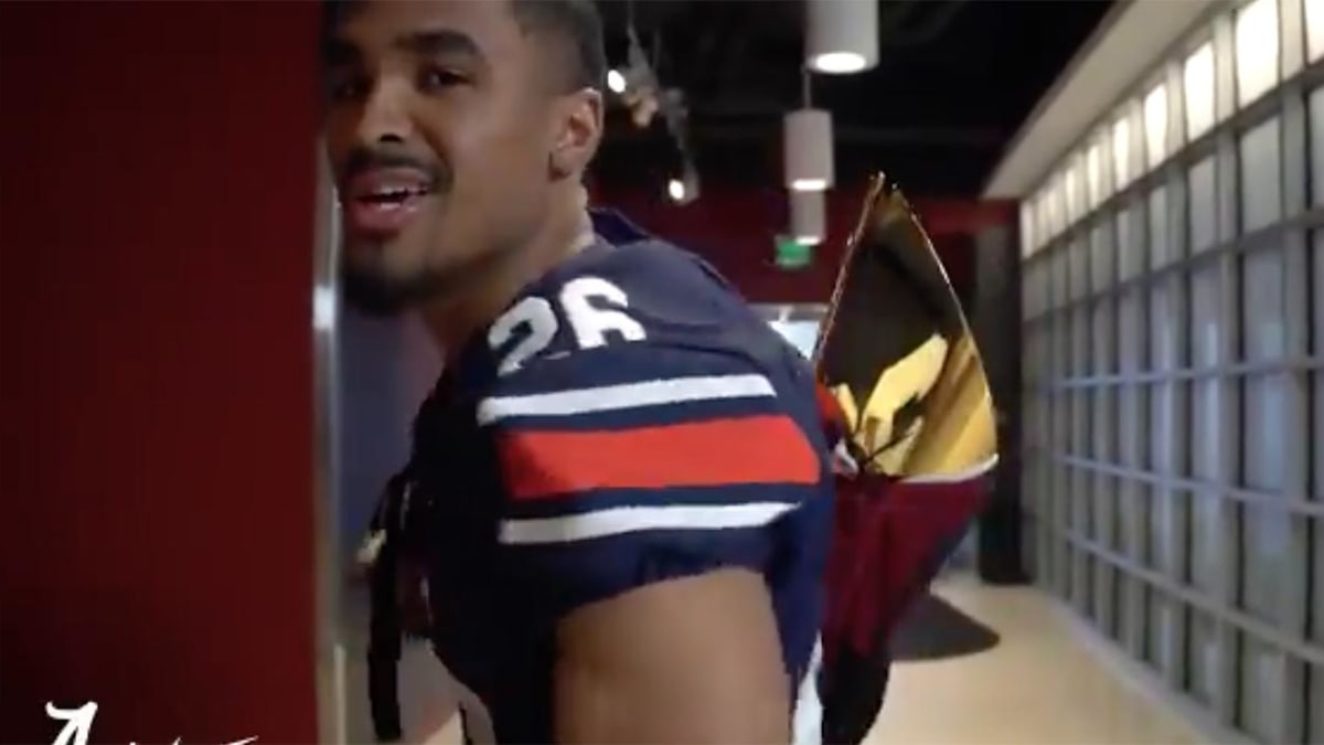 Jalen Hurts trolls Charles Barkley with Iron Bowl bet 🤣