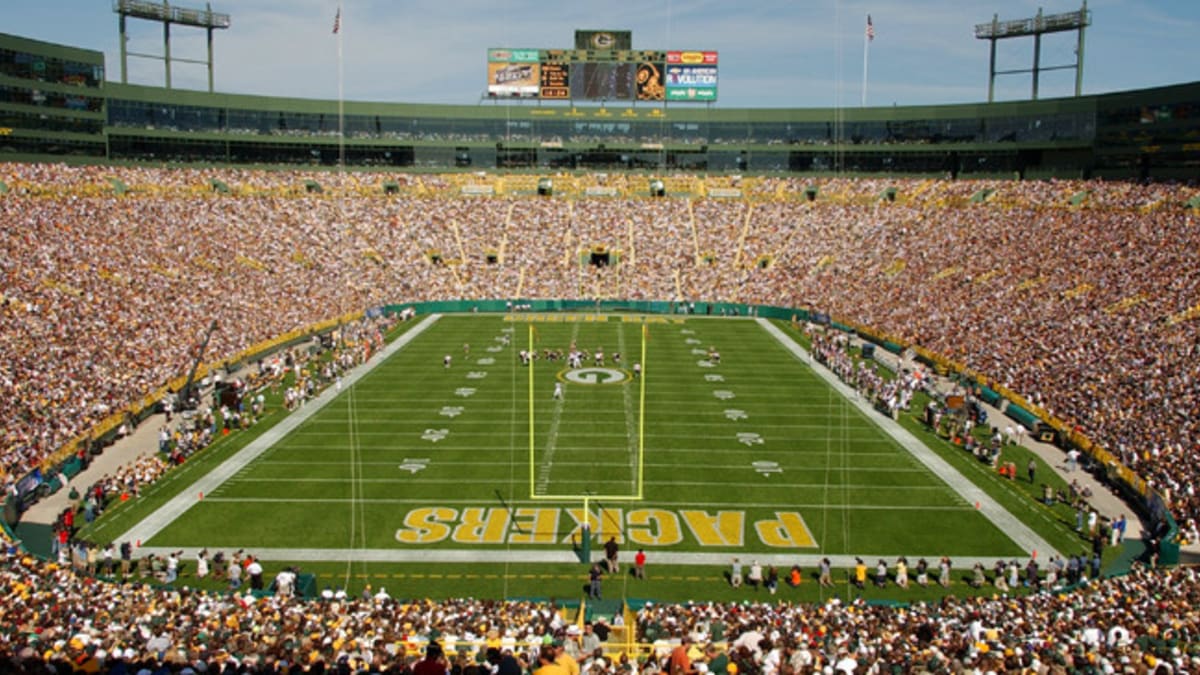 Lambeau Field to Host Rare College Game - Football Stadium Digest