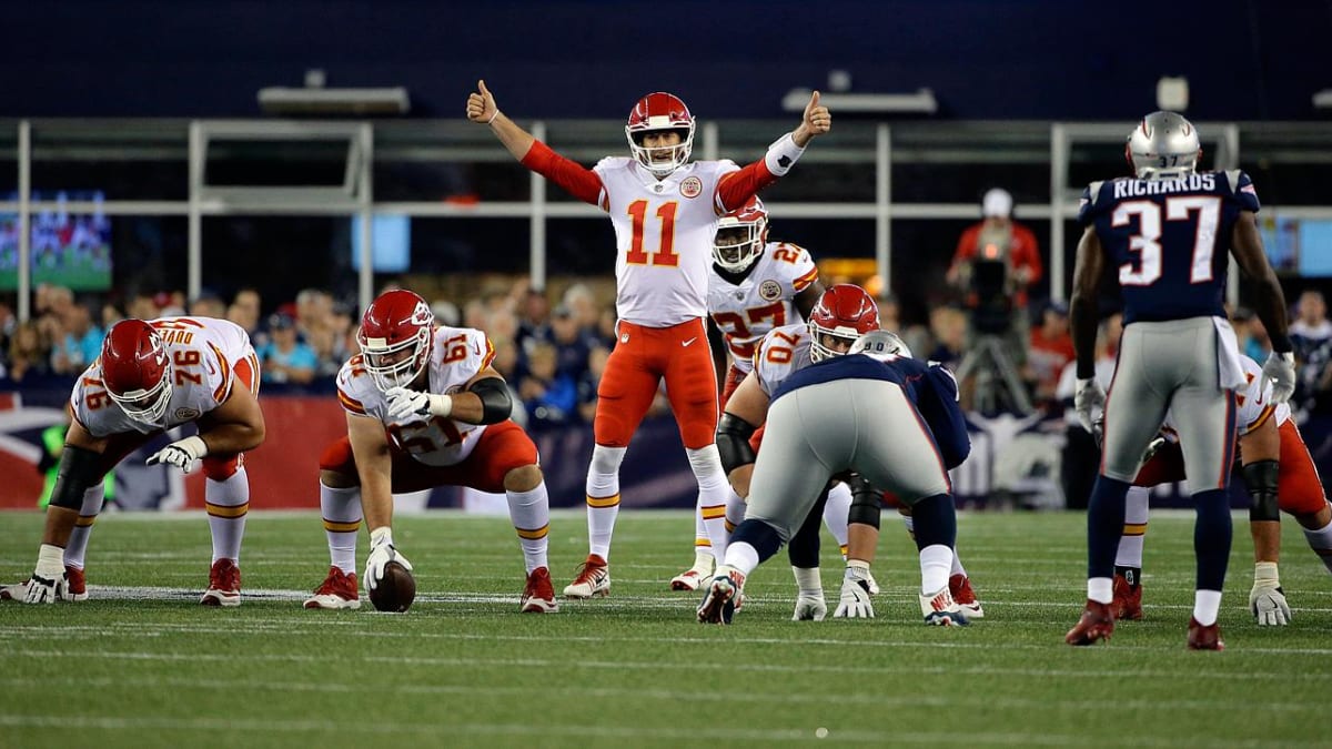 Quarterback Alex Smith Provides Chiefs With Grit in a Seven-Game