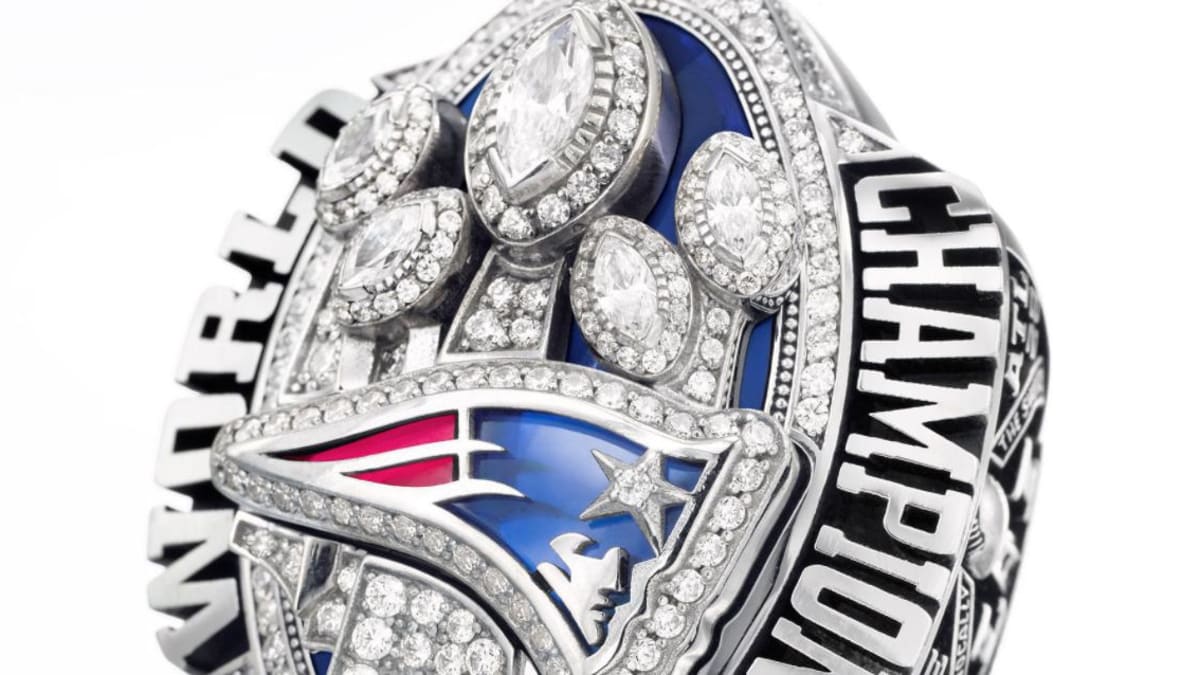 New England Patriots: Team receives Super Bowl XLIX rings - Sports  Illustrated