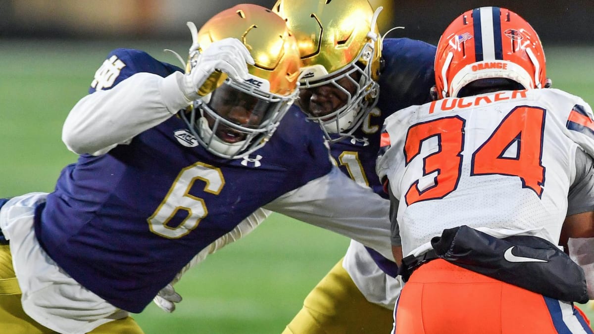 Notre Dame Fighting Irish Football Linebacker Jeremiah Owusu-Koramoah Earns  Unanimous All-America Status