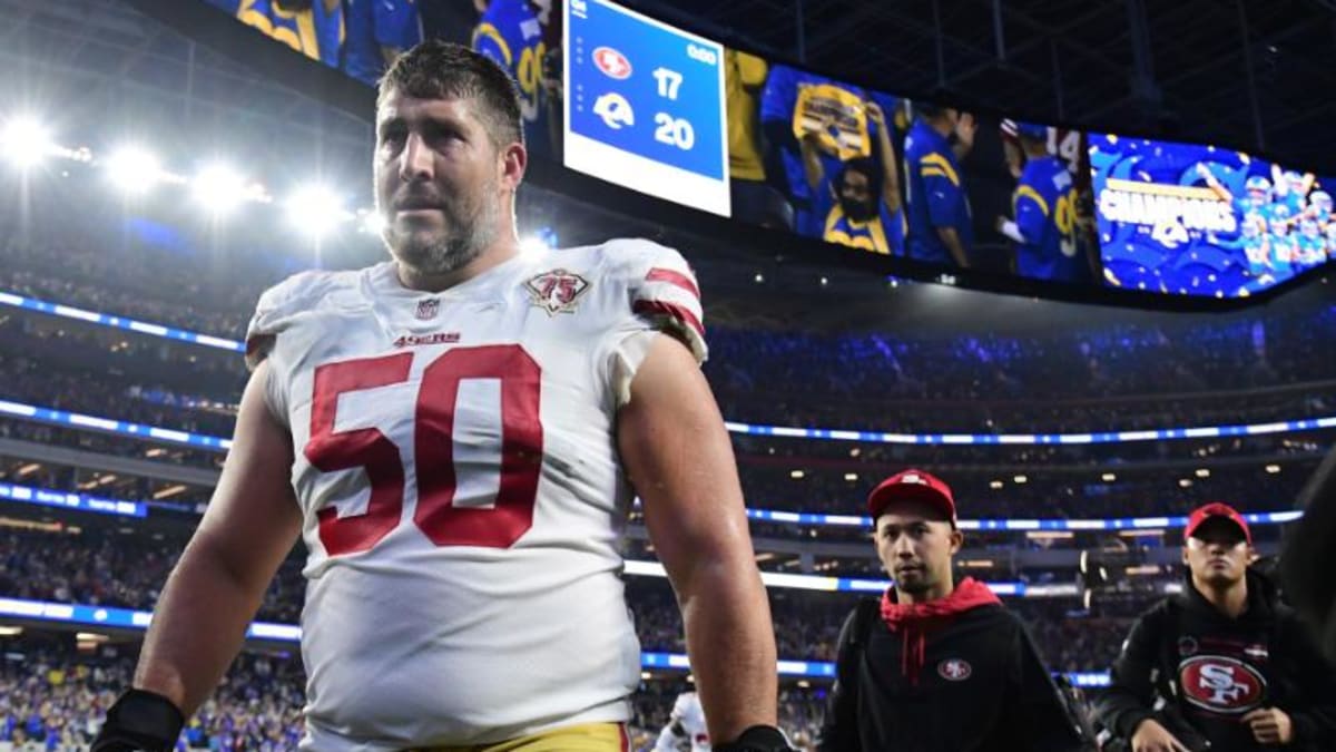 49ers C Alex Mack Has Two Noteworthy Features: Weird Helmet, Sweating -  Sports Illustrated Cal Bears News, Analysis and More