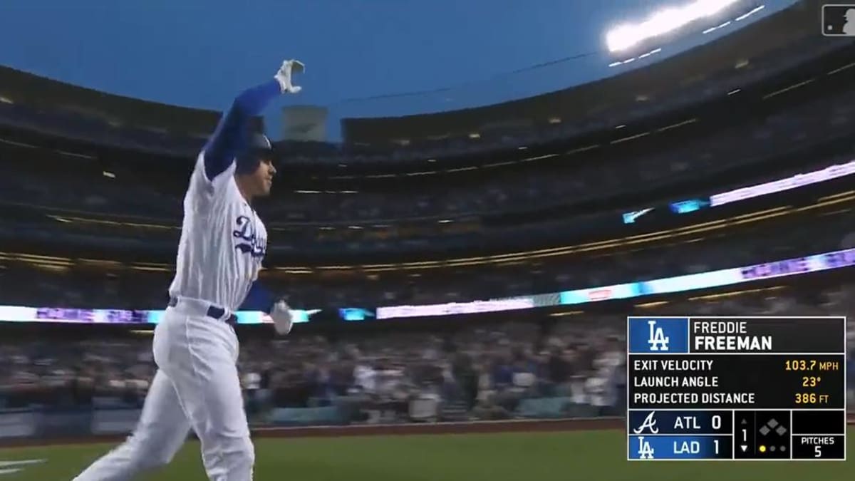 Freddie's first Dodgers home run!! Freddie Freeman's first HR for