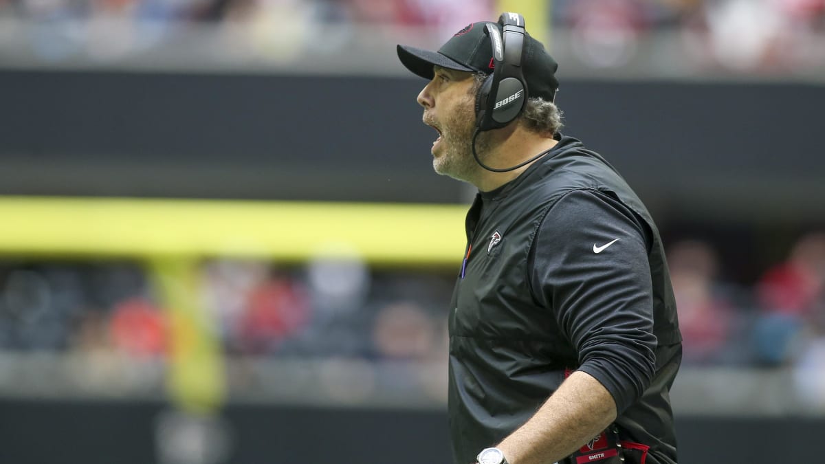 Falcons' HC Arthur Smith Makes Decision on Starting Center: Report