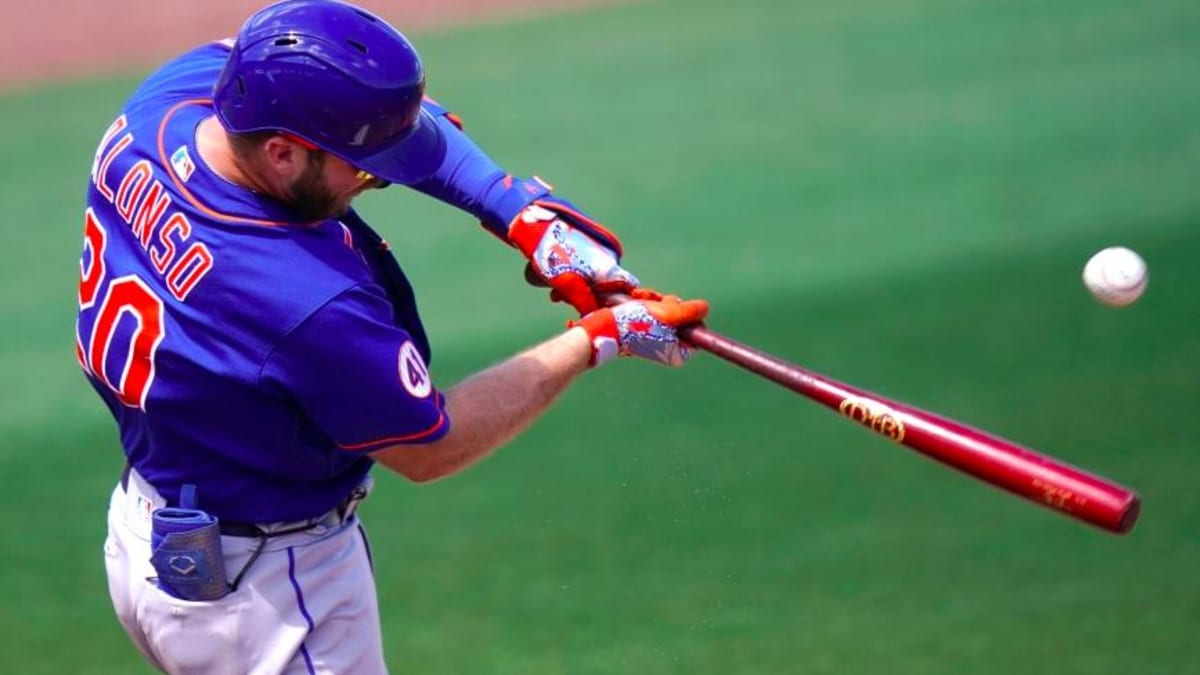 Pete Alonso Shaved His Mustache, and It Looks Like It Paid Off for Mets -  Sports Illustrated