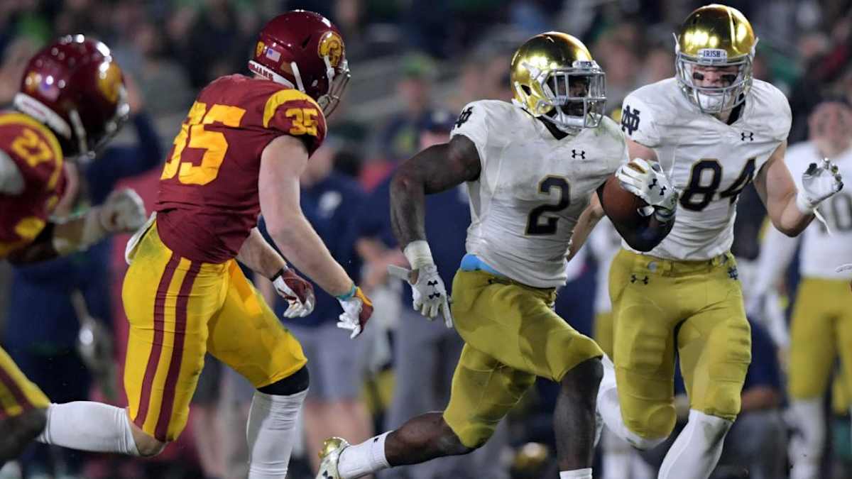 Notre Dame-USC: Should rivals wear special jerseys for annual game?