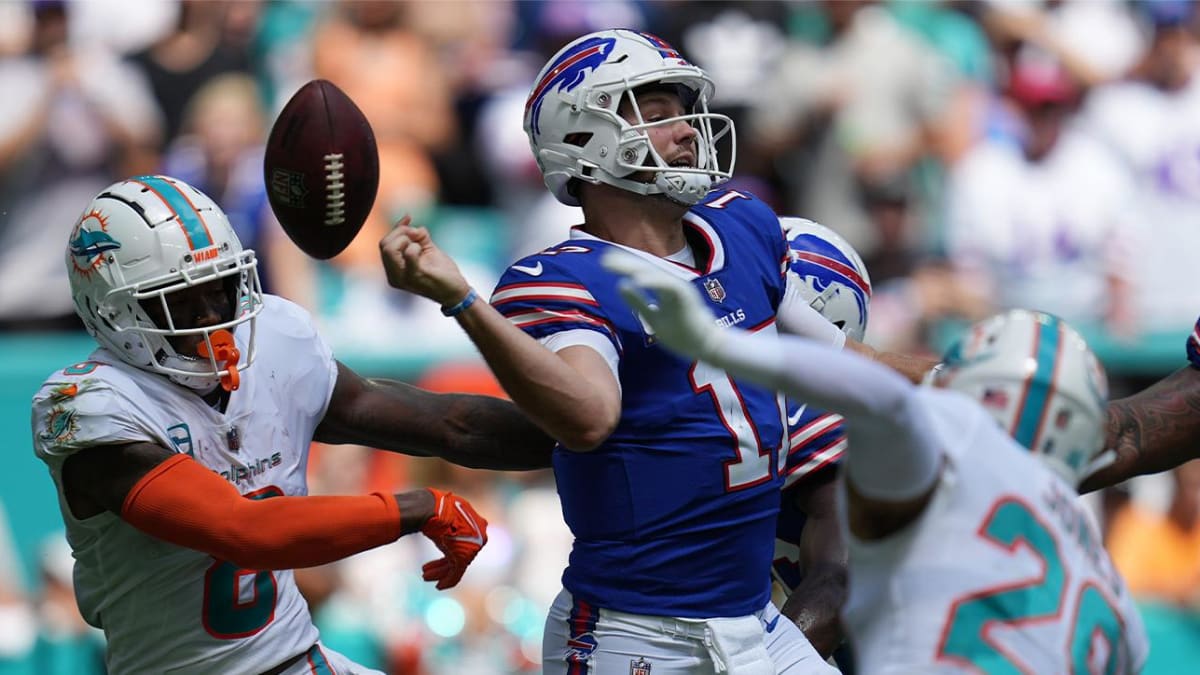 Week 15 NFL Betting Picks for Dolphins-Bills and Bengals-Bucs - InsideHook