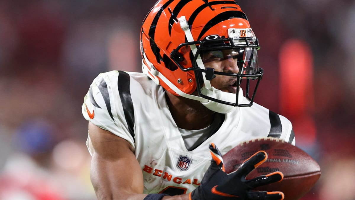 NFL World Reacts To Bengals-Dolphins Uniform Matchup - The Spun