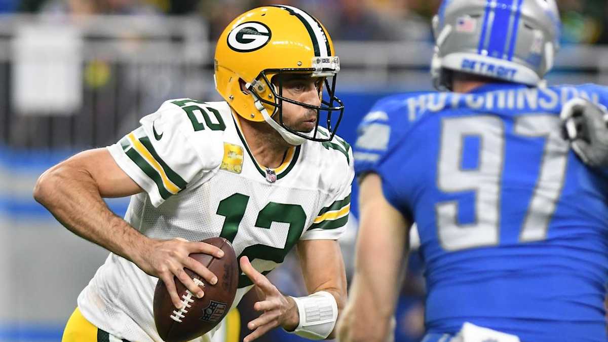 Sunday Night Football on NBC - Aaron Rodgers has now tied Joe