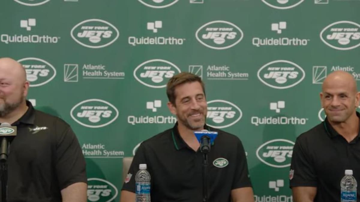 I'm not a savior': Aaron Rodgers makes first appearance as Jets