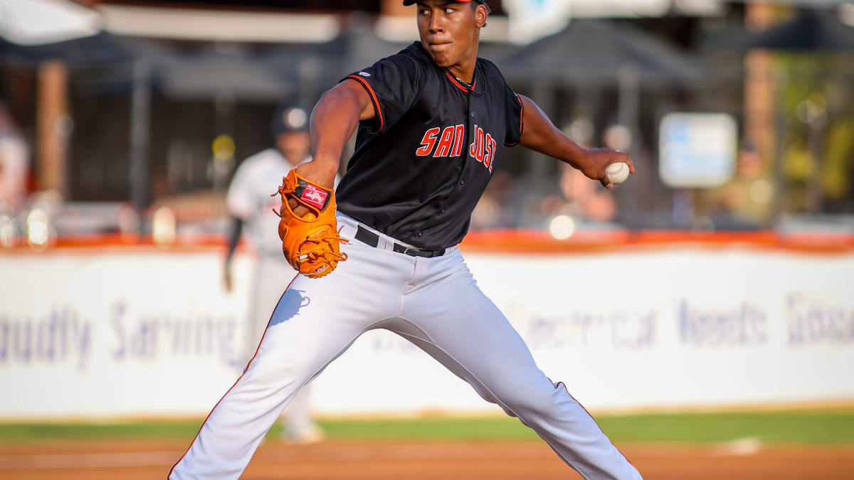 Go Inside the SF Giants' State-of-the-Art Player Development Facility with  Reggie Crawford 