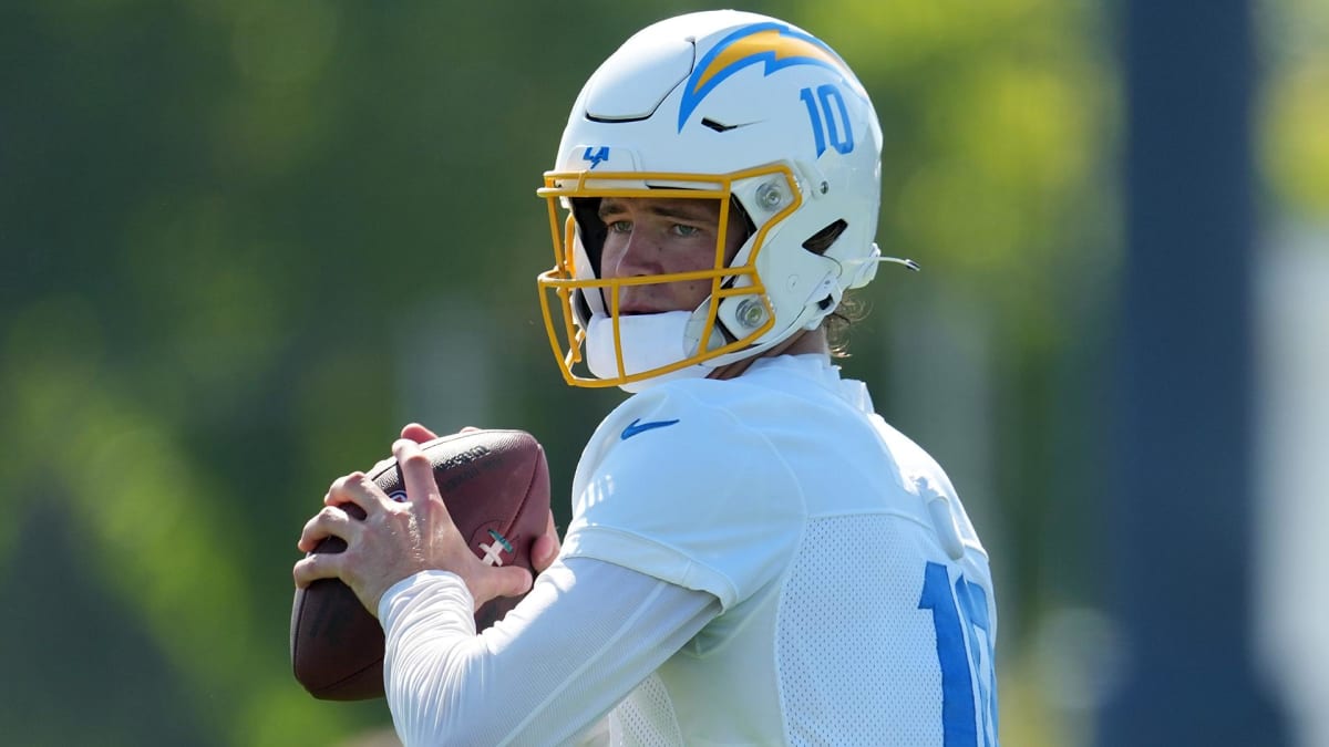 Chargers Training Camp: Justin Herbert Is Poised for a Big Year