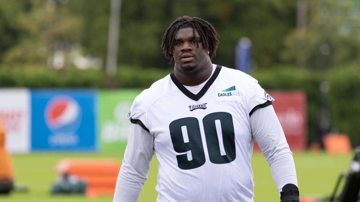 WATCH: Eagles rookie DT Jordan Davis shows off his vocal cords in