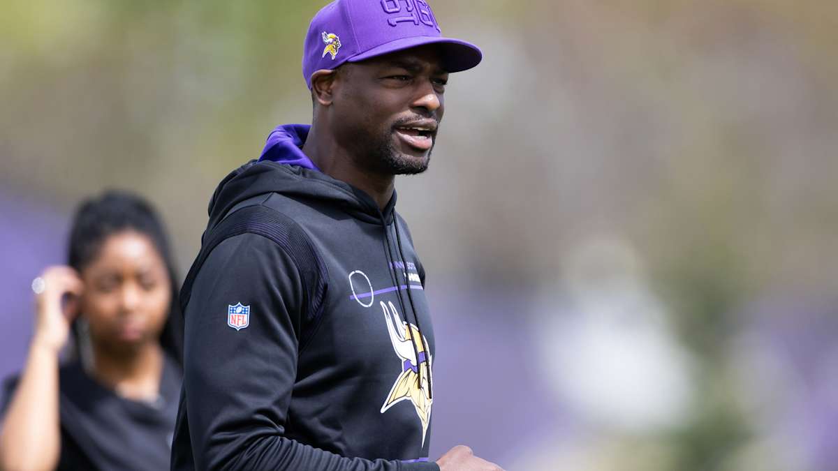 Vikings coordinator trending for interesting answer about Jalen Reagor -  Sports Illustrated Minnesota Sports, News, Analysis, and More