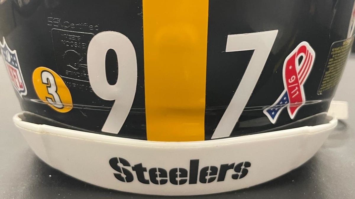 Pittsburgh Steelers NFL 14x11 Helmet Ultra Decal