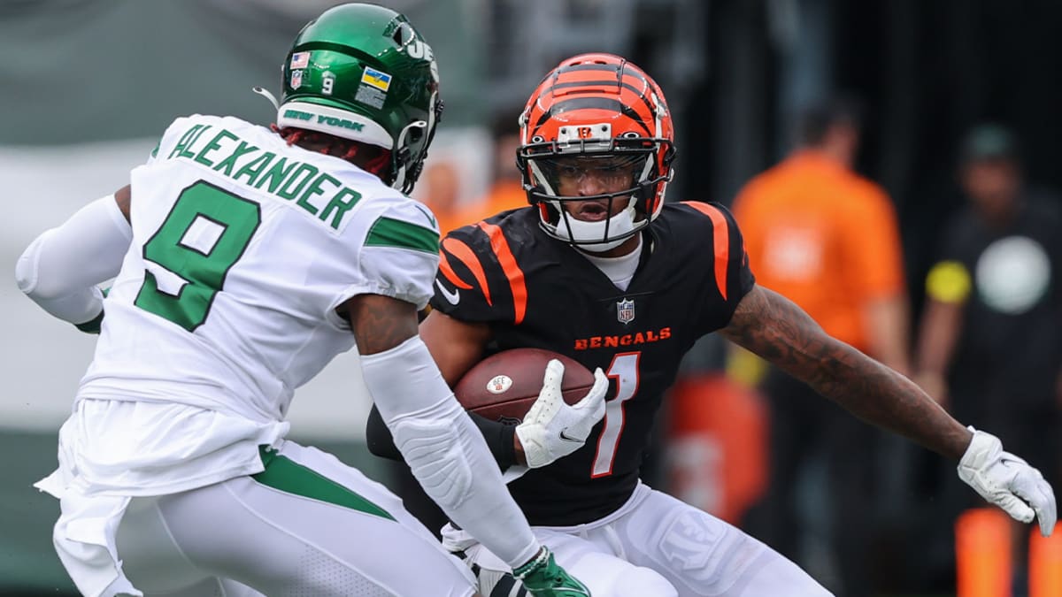 Dolphins vs. Bengals prop bets: Joe Mixon and Tua Tagovailoa player props  for TNF 