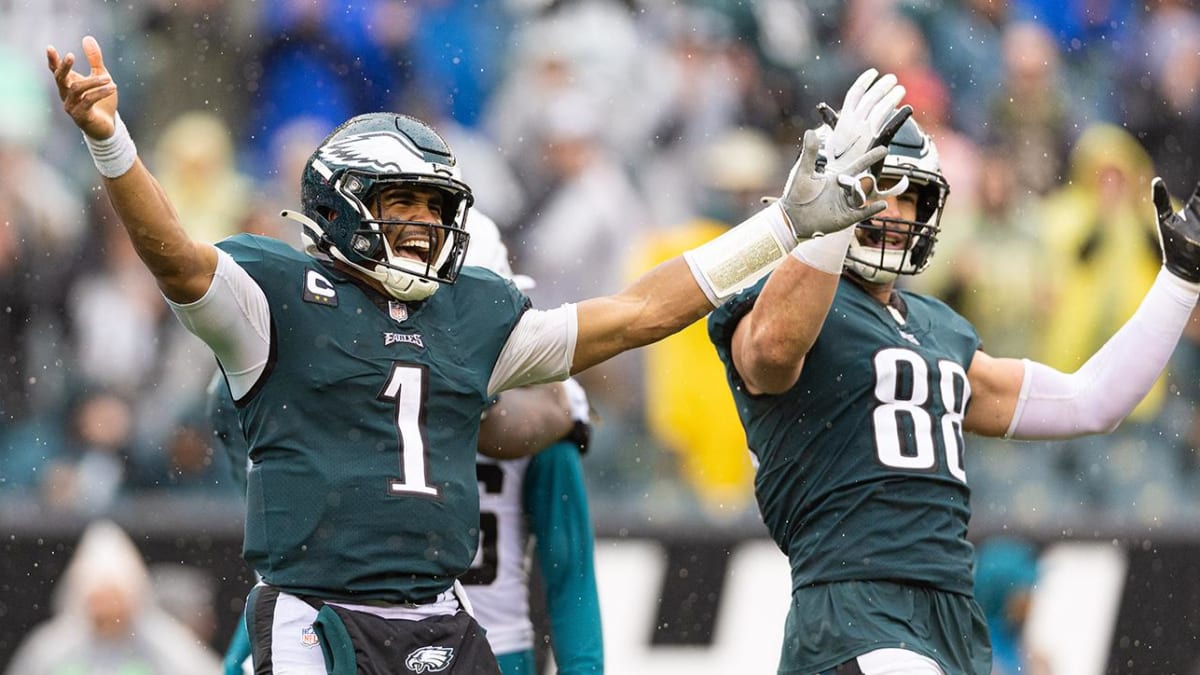 Eagles' odds to win NFC East improving; Bills remain Super Bowl