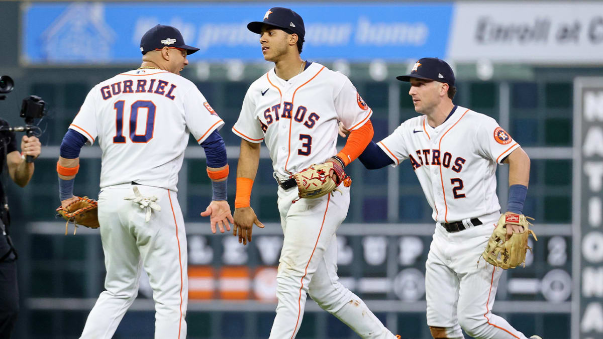 Astros edge Yankees to take 2-0 ALCS lead - Los Angeles Times