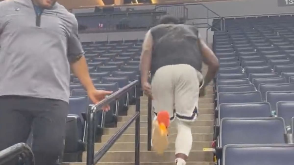 Anthony Edwards seen running stairs late night at Target Center - Sports  Illustrated Minnesota Sports, News, Analysis, and More