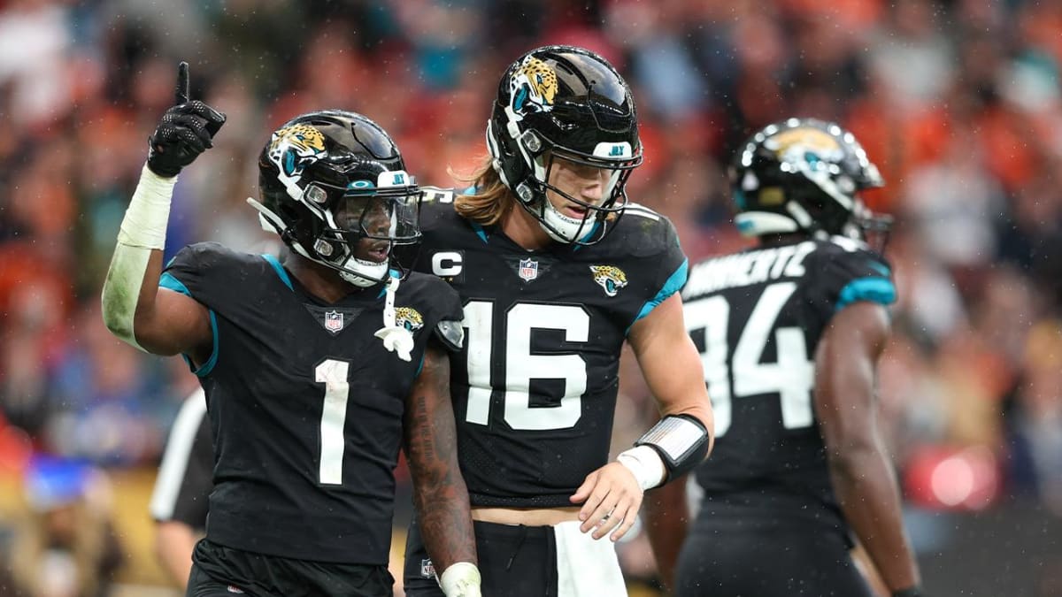 Raiders vs. Jaguars: 3 Concerns Heading Into NFL Week 9