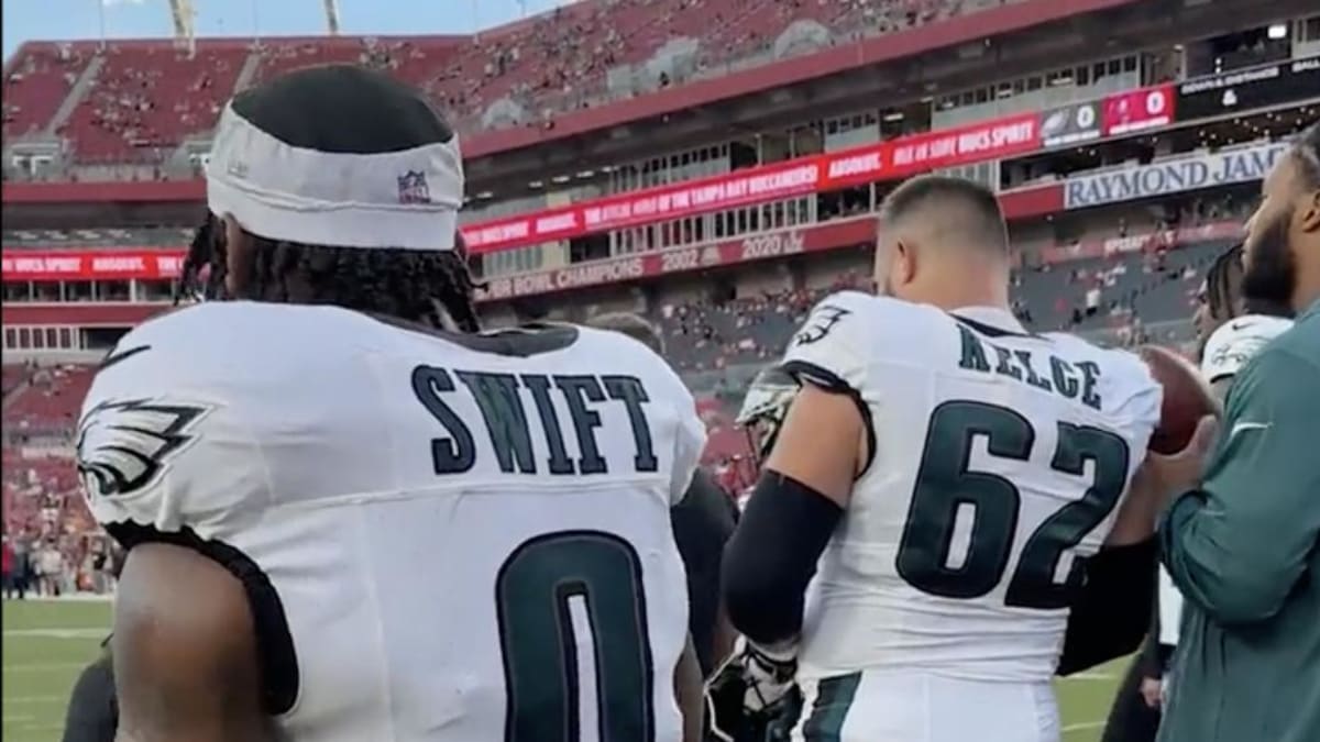 Kelce excited to celebrate with past, present Eagles at ring ceremony